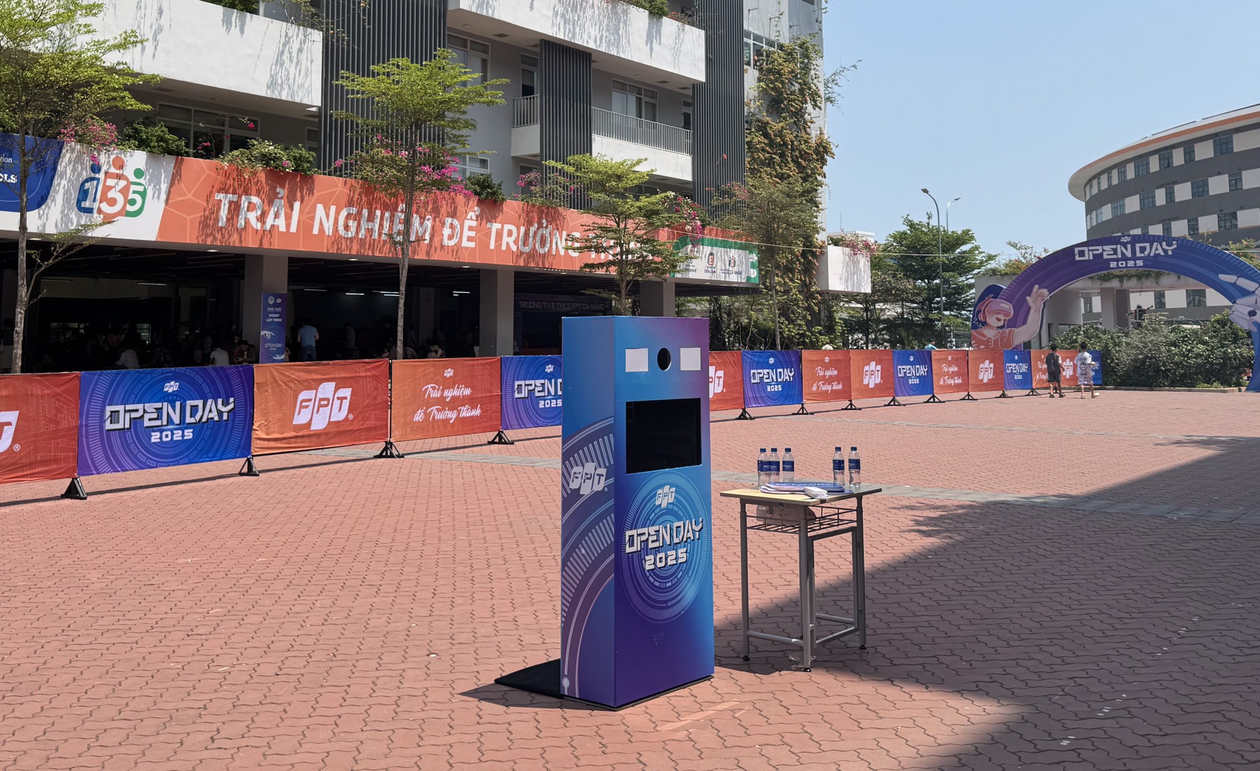 Printing Kiosk là gì? Giải pháp Photobooth mang đậm dấu ấn thương hiệu cho mọi sự kiện